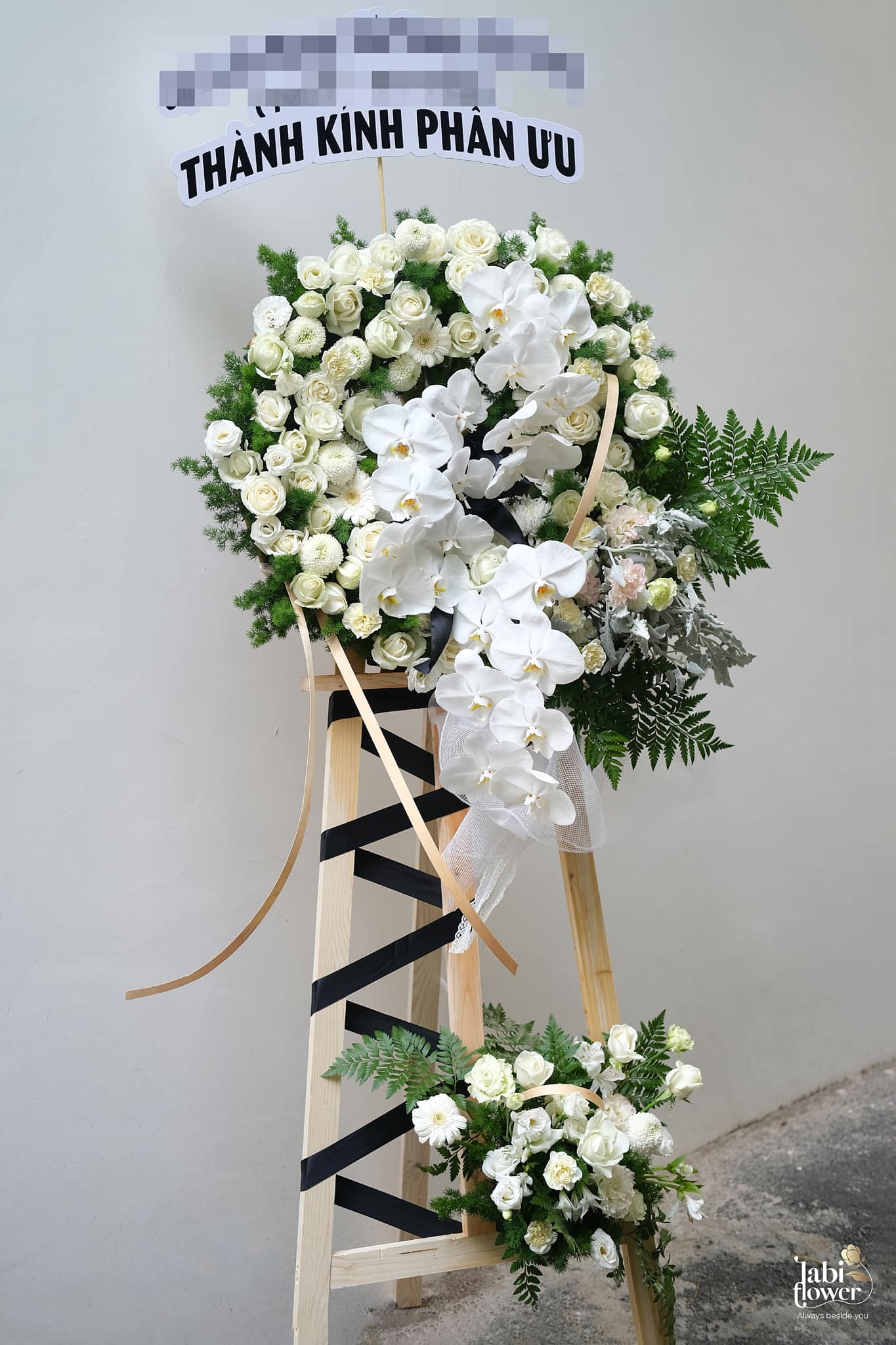 KỆ CHIA BUỒN KB01153